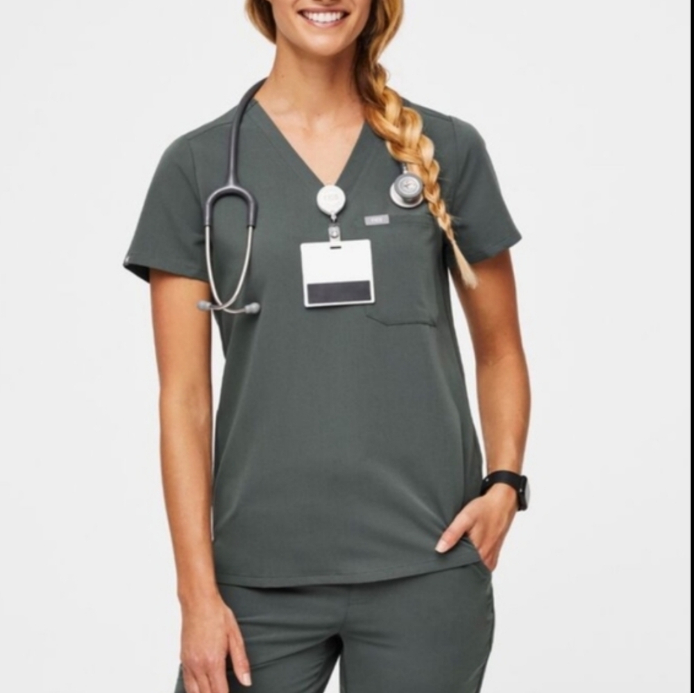 Figs bonsai Catarina scrub top limited Large like new